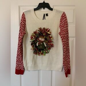 Festive Red and White Snowman Wreath Crew Neck Sweater with Geometric Snowflakes
